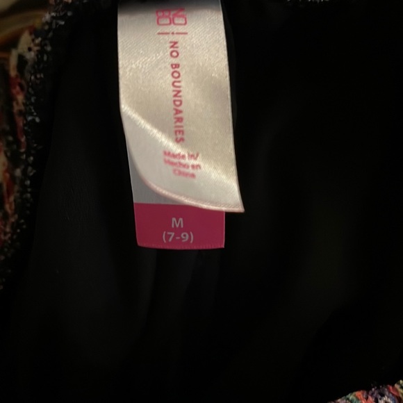 NWTS No Boundaries. Women’s size 7-9 Skirt - Picture 2 of 2